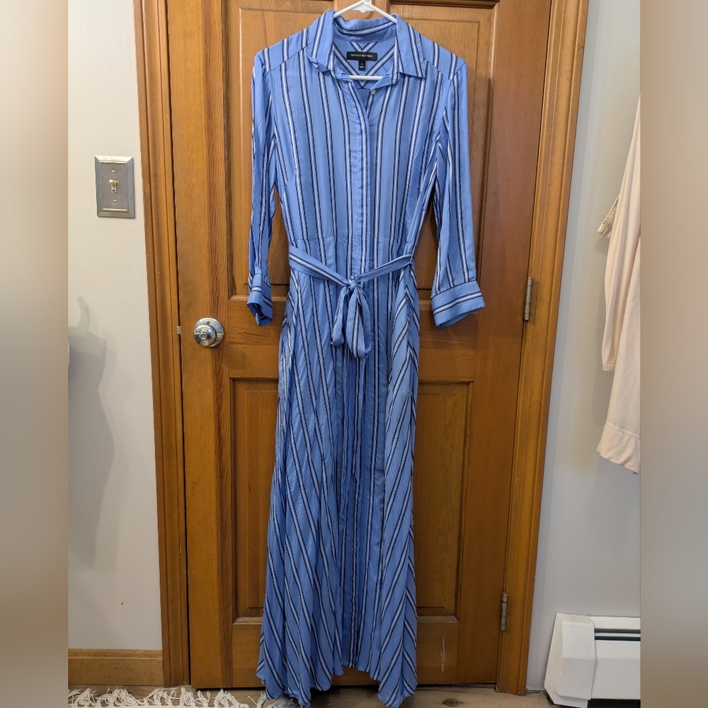 EUC Banana Republic Long Satin Striped Shirt Dress Size 4